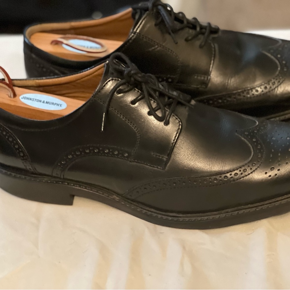 Johnston & Murphy Men’s Black Oxfords sz11